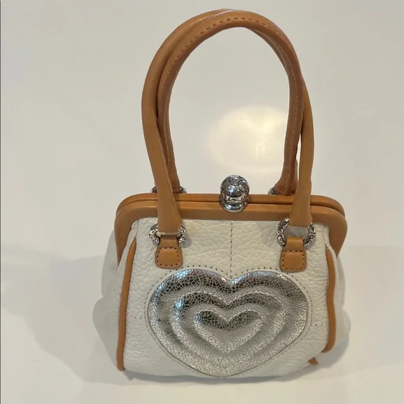 Like New Brighton Mini Heart Leather Kisslock Crossbody Purse (white and pink) - Picture 4 of 16